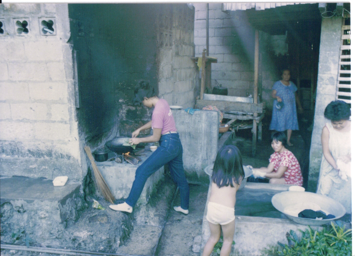 Maid Work Washing Cooking Dirty Kitchen Style